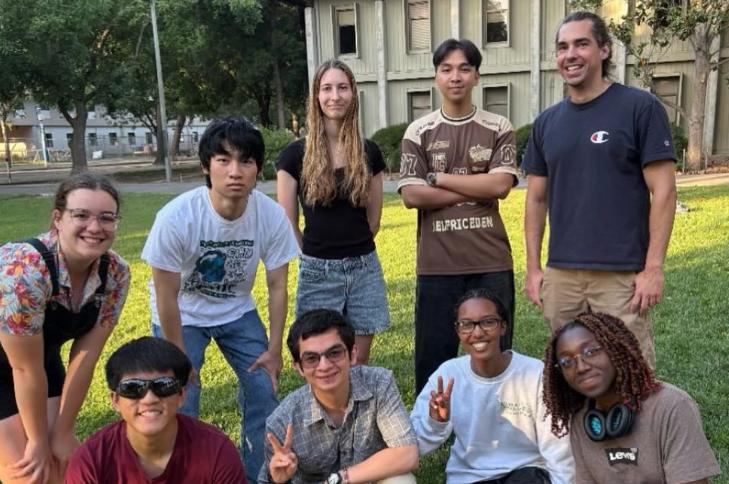 French club members posing in the Sproul courtyard